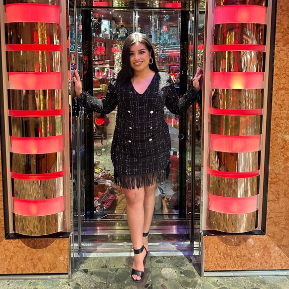 Meet your Posher, Yesy - Picture 2 of 3